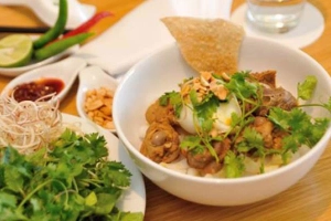 Quán Ăn Mỳ Quảng Bà Châu