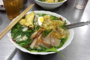 Quán Ăn Bà Hồng - Mì Vằn Thắn & Sủi Cảo Gia Truyền