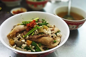 Nam Nhi 2 - Hủ Tiếu & Mì Hoành Thánh