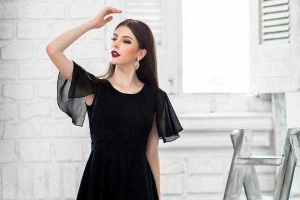 Nefertiti Fashion - Cách Mạng Tháng 8