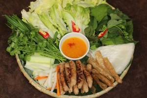 Quán Ăn Dì Nương Nem Nướng & Bún Thố Mực - Nguyễn Cửu Đàm