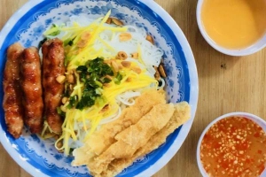 Quán Ăn Nem Nướng Hoàn Mỹ - Đặc Sản Ninh Hòa