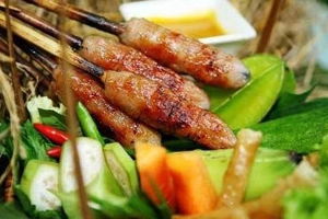 Quán Ăn Nem Nướng - Lê Lợi