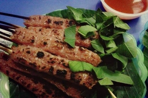 Quán Ăn Nem Nướng - Mỗ Lao
