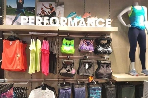 New Balance - Lê Văn Sỹ