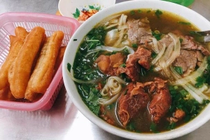 Quán Ăn Ngà Khôi - Phở Bò, Bít Tết & Sốt Vang