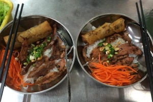 Quán Ăn Ngân - Cơm Tấm & Bún Thịt Nướng
