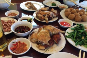 Nghệ Sỹ - Gà Mạnh Hoạch & Lẩu Nướng