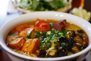 Quán Ăn Ngọc - Bún Ốc - Bế Văn Đàn