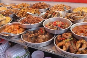 Quán Ăn Ngọc Quyên - Cơm Trưa Văn Phòng