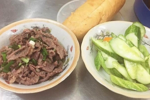 Quán Ăn Ngọc Thu - Bánh Mì Bò Xào