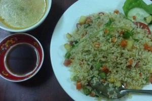 Quán Ăn Ngọc Thúy - Cơm, Hủ Tiếu & Mì Xào