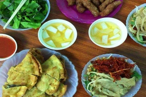 Ngọc Tú - Quán Ăn Vặt - TT Nghĩa Tân