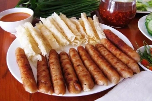 Quán Ăn Ngọc Yến - Nem Nướng Gia Truyền Đà Lạt