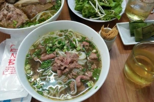 Quán Ăn Ngự Bình - Bún Bò Huế & Lẩu Ngon
