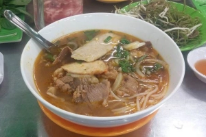 Ngự Uyển - Bún Bò Huế