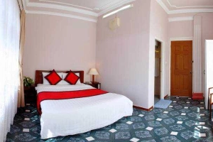 Nguyên Hùng Hotel
