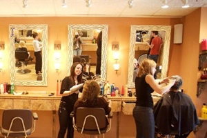 Nguyễn Luân Hair Salon - Thống Nhất