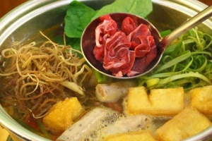 Quán Ăn Nhà Ga - Lẩu Riêu Cua Bắp Bò