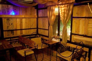 Căn Nhà Gỗ Cafe - Cafe  Live Acoustic