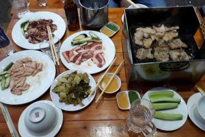 Nhà Hàng 6 Bò - Nướng Đá Núi Lửa & Lẩu 6 Bò