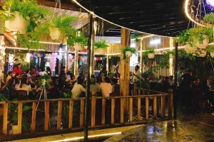 Nhà Hàng Akay Restaurant - Lẩu & Nướng
