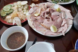 Nhà Hàng Ẩm Thực Bê Vàng - Bê Thui, Gà Tre & Hải Sản