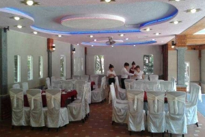 Nhà Hàng Ánh Quang