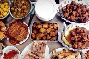 Nhà Hàng Bà Ba - Cơm Việt Nam & Hải Sản Tươi Sống