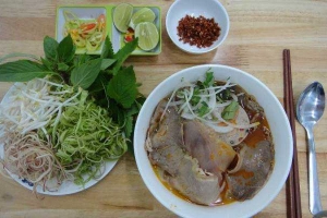 Nhà Hàng Bà Đào - Đặc Sản Huế & Cơm Ba Miền