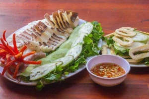 Nhà Hàng Bạch Đằng Restaurant