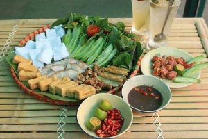 Nhà Hàng Bảo Chi - Bún Đậu & Lẩu Hải Sản