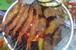 Nhà Hàng BBQ Đường Phố