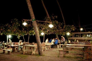 Nhà Hàng Bờ Kè Khoai Tây - Hải Sản Tươi Sống