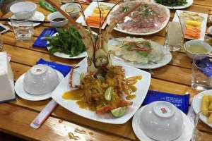 Nhà Hàng Boom Restaurant - Hải Sản Tươi Sống