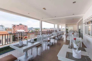 Nhà Hàng Brezze Restaurant - Alba Hotel