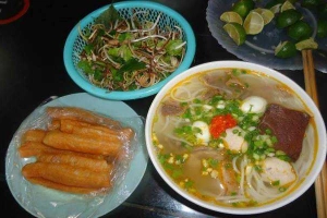 Nhà Hàng Bún Bò Huế Quý Tâm