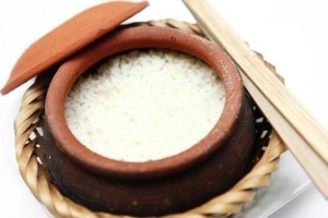 Nhà Hàng Cơm Niêu Suối Tiên - Ngô Quyền