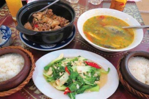 Nhà Hàng Cơm Niêu Tây Nguyên