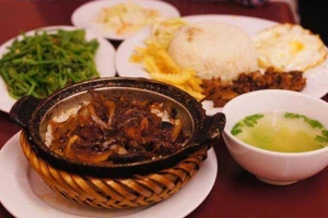 Nhà Hàng Cơm Niêu Vườn 66