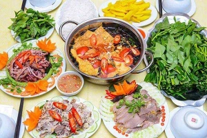 Nhà Hàng Cổng Chào - Gà, Cá & Lẩu Thập Cẩm