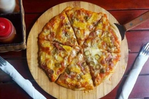 Nhà Hàng Cowboys Pizza & Steak House - Bái Tử Long