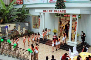 Nhà Hàng Đại Hỷ Palace - Hòa Chung