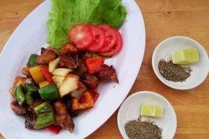 Nhà Hàng Dê Thật 135 & Hải Sản Phú Quốc