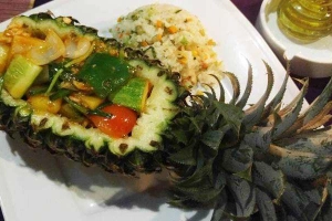 Nhà Hàng Deja Vu Restaurant Bar