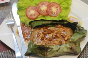 Nhà Hàng Family Restaurant