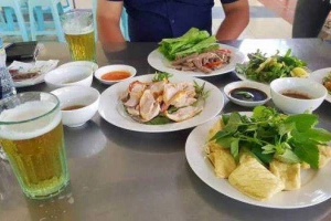 Nhà Hàng Hải Chẩm - Bia Hơi, Lẩu & Hải Sản