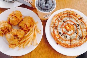 Nhà Hàng Happy - Pizza & Hamburger Restaurant