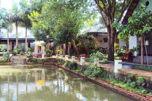 Nhà Hàng Hồ Câu Sân Vườn Phi Long