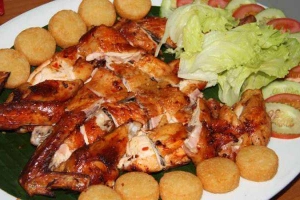 Nhà Hàng Hoa Quỳnh